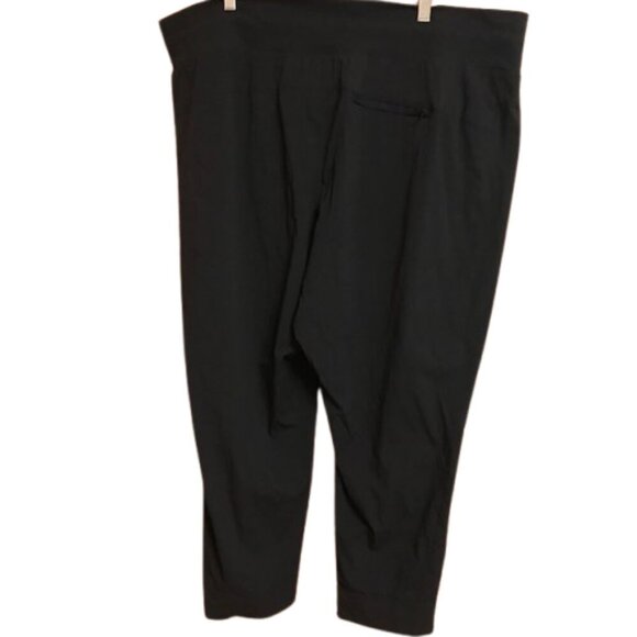 Athleta Women's Trekkie North Relaxed Mid Rise Jogger Plus Size Black Size 22 - Picture 8 of 11